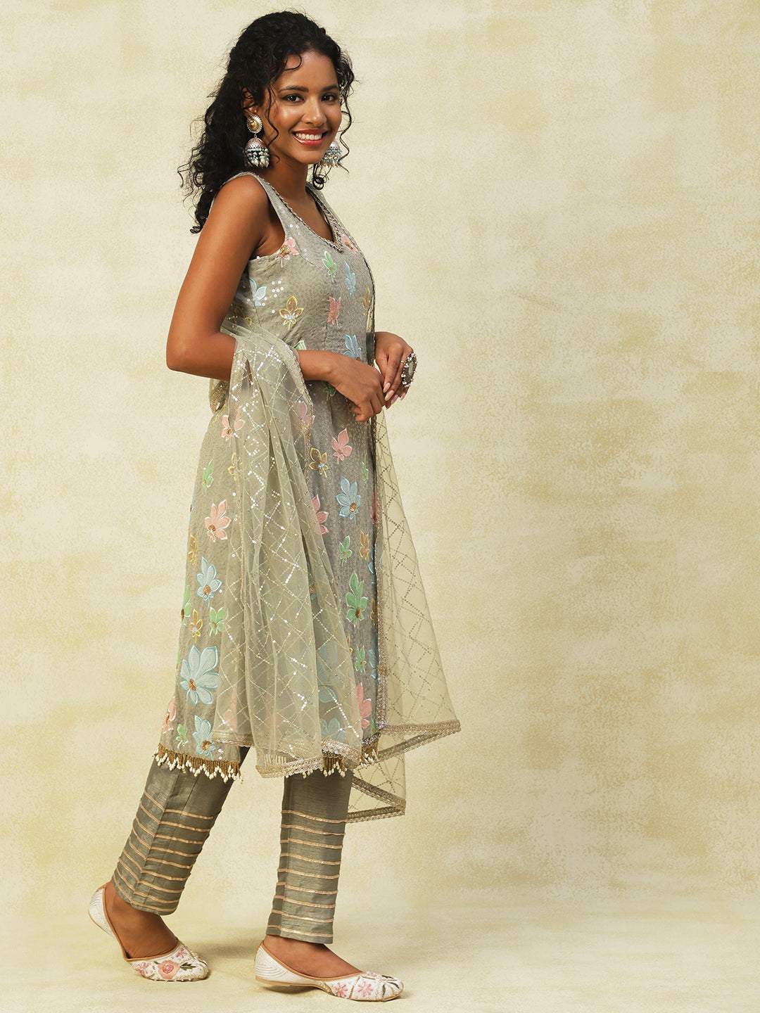 Light Grey Georgette Embroidery Kurta Set With Dupatta - PepaBai